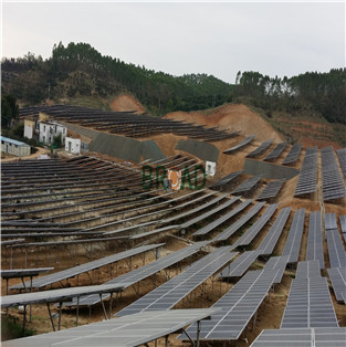 sistemas de montaje solar de pila simple de tierra 8.5mw en japón